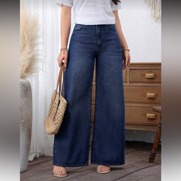 Denim - Women's Dark Wash Denim Wide-Leg Pants Jeans